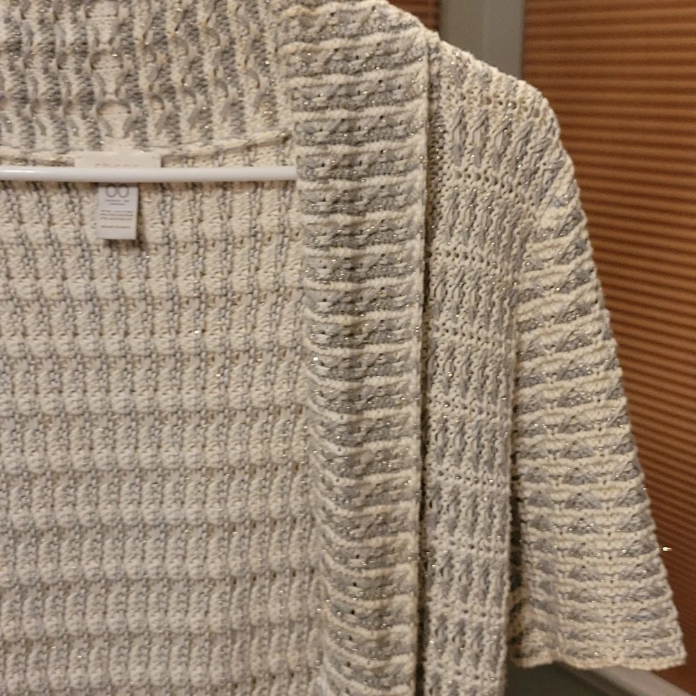 Chicos shawl collar cardigan sweater,  size  00, Chicos size chart 0/2-XS - Picture 4 of 8